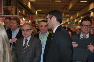 Linauguration du stand de la Picardie a été faite avec la participation de Fabrice Dalongeville,  président du Comité régional de tourisme, Claude Gewerc, président du Conseil régional, Christophe Buisset, président de la Chambre régionale dagriculture, Didier Verbeke, président du Comité régional des produits du terroir et de nombreux responsables professionnels agricoles de la région.